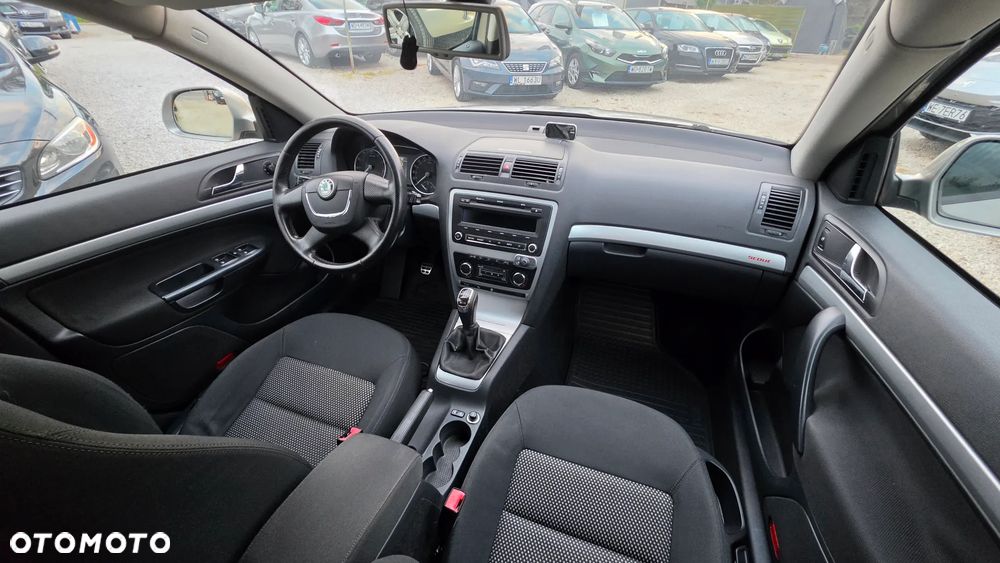 Skoda Octavia 1.8 TSI 4x4 Scout - 32