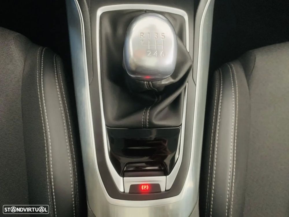 Peugeot 308 SW - 25