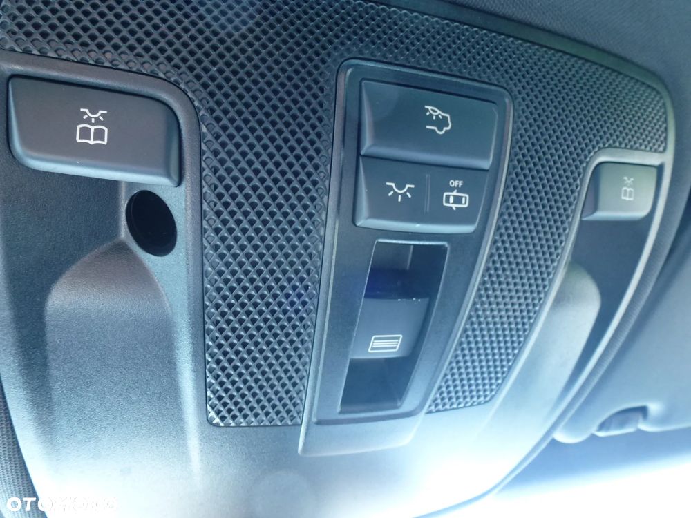 Mercedes-Benz CLA 250 4Matic 7G-DCT AMG Line - 19