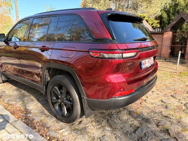 Jeep Grand Cherokee - 4