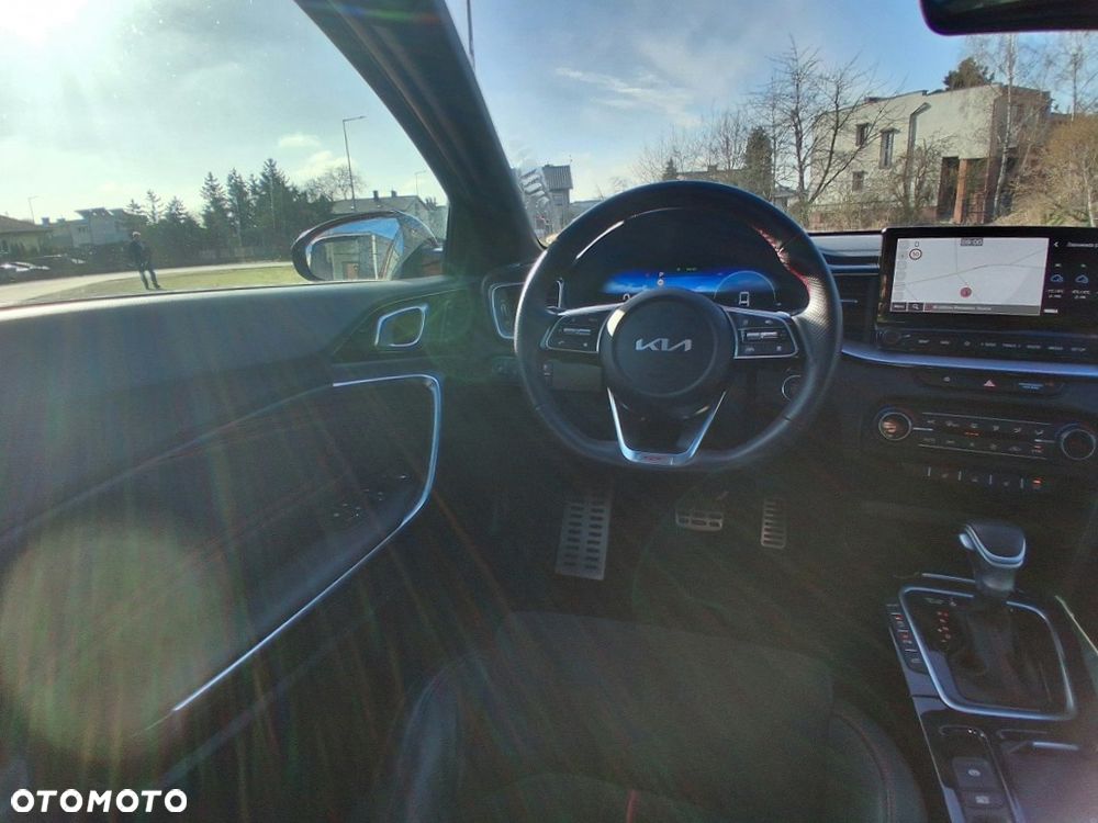 Kia ProCeed 1.6 T-GDI GT DCT - 12