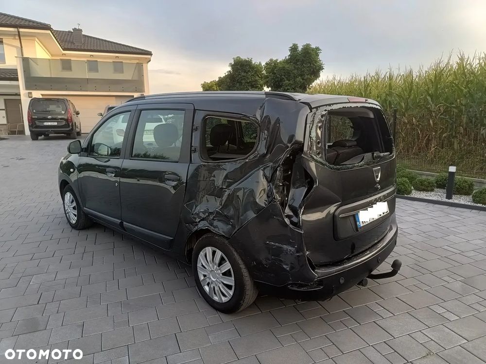 Dacia Lodgy 1.6 SCe Laureate S&S - 4