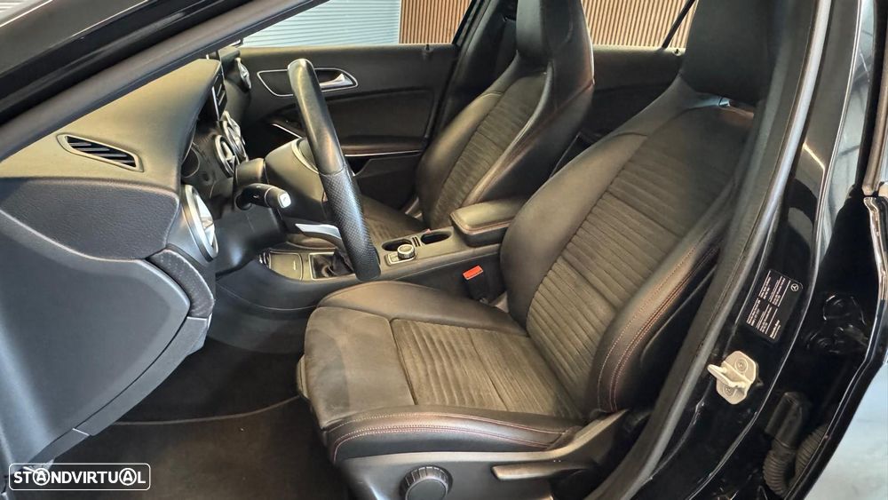 Mercedes-Benz A 180 d AMG Line - 14