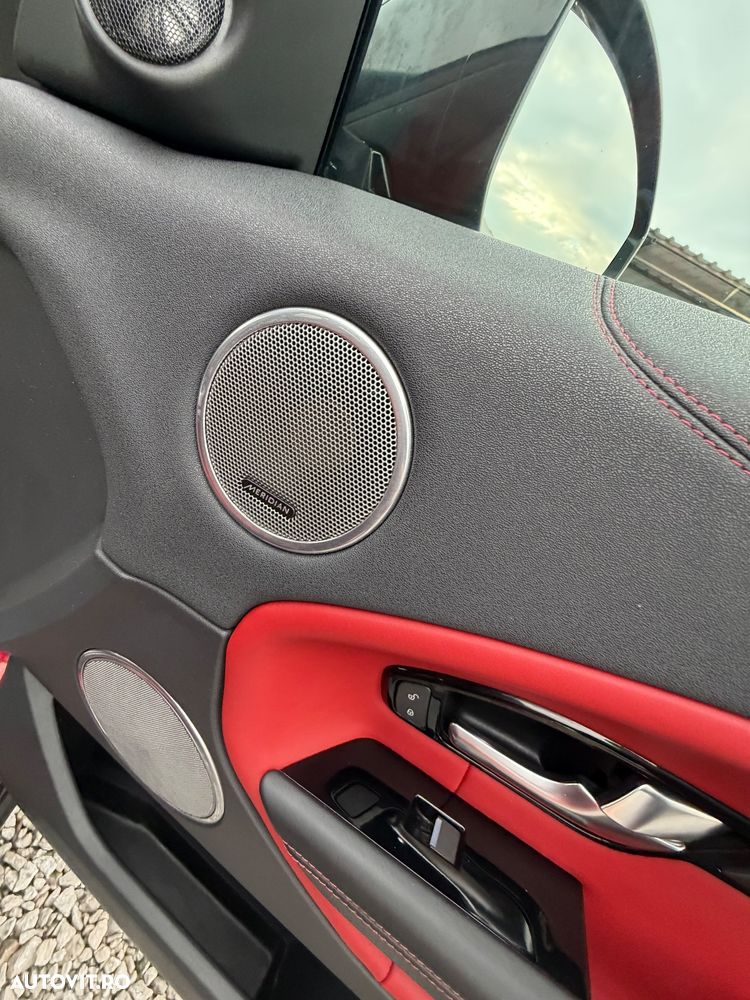 Land Rover Range Rover Evoque - 15