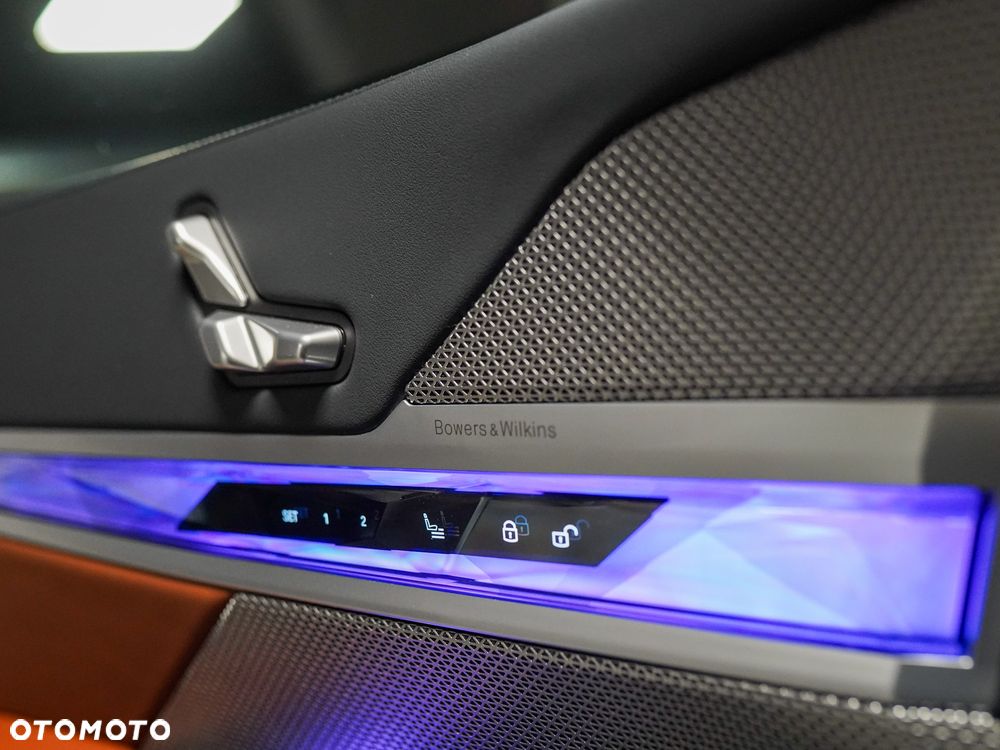 BMW Seria 7 - 31