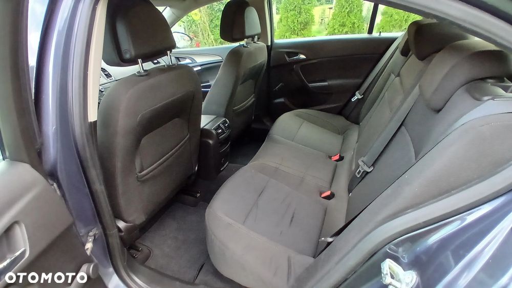 Opel Insignia 1.6 - 17