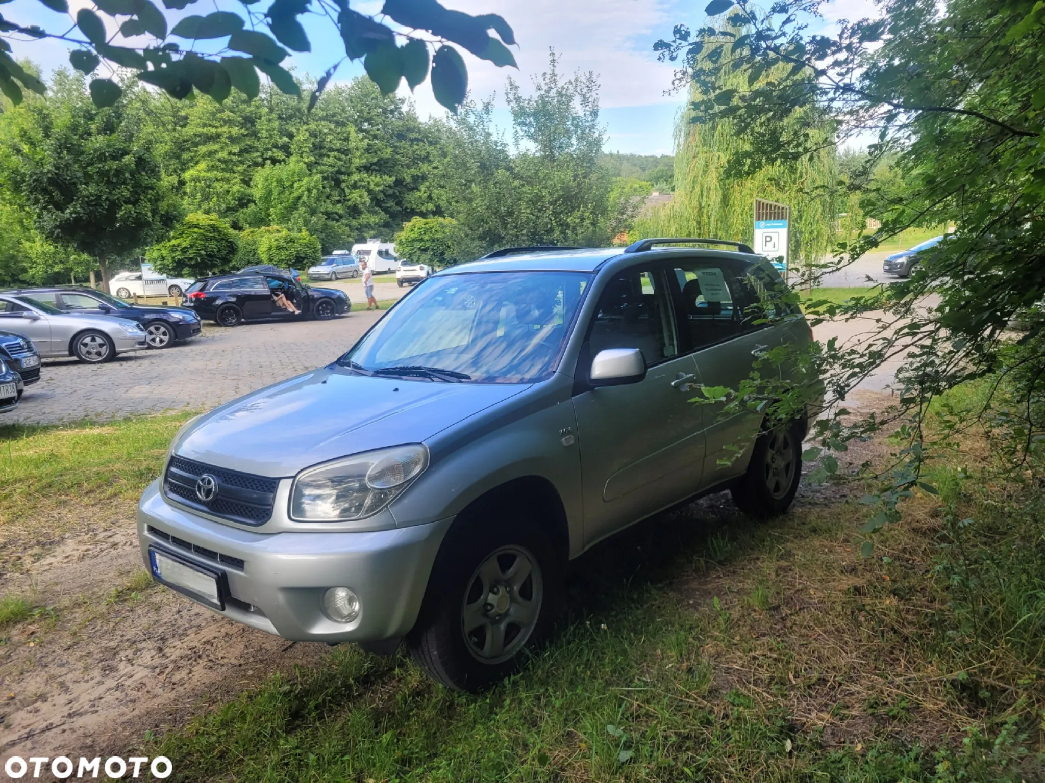 Toyota RAV4 1.8 VVT-i 4x2 - 2