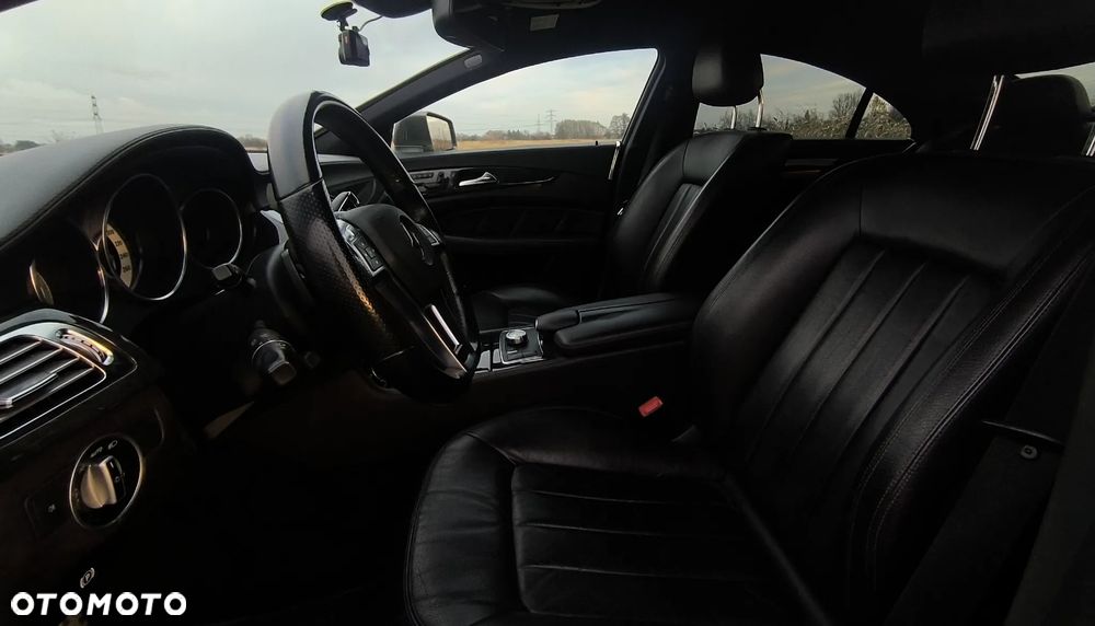 Mercedes-Benz CLS - 11
