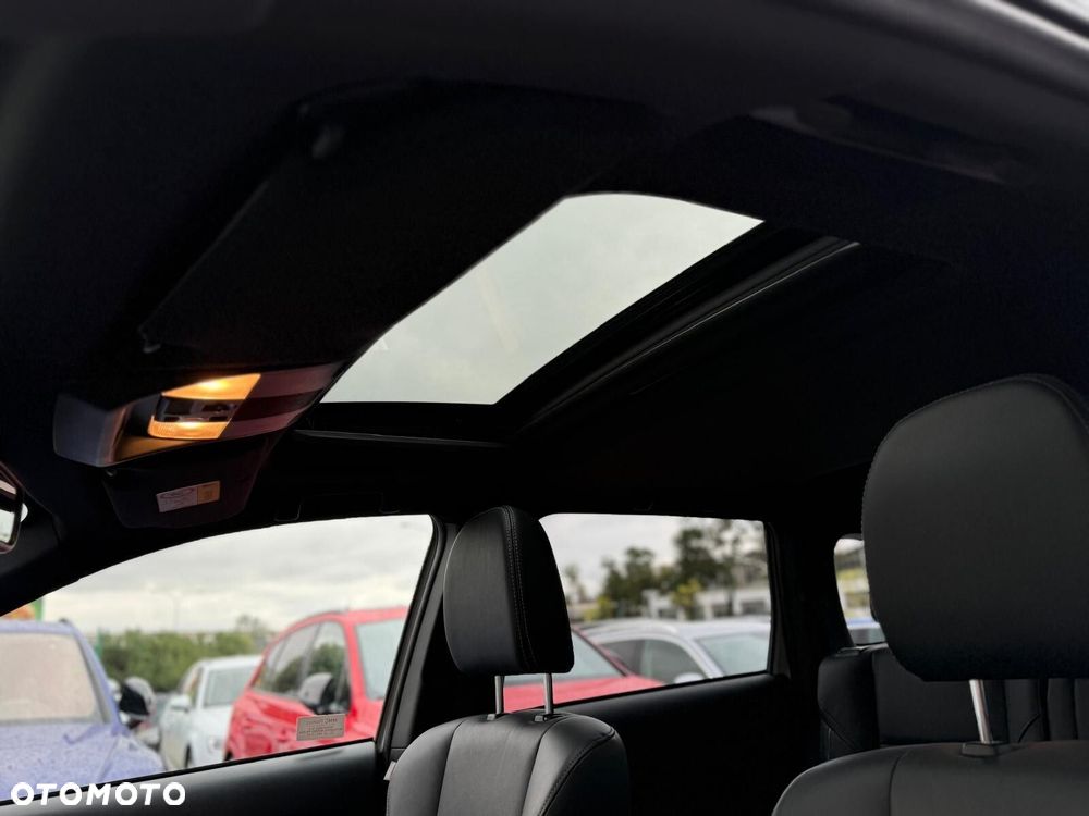Mitsubishi Outlander PHEV Intense + - 12