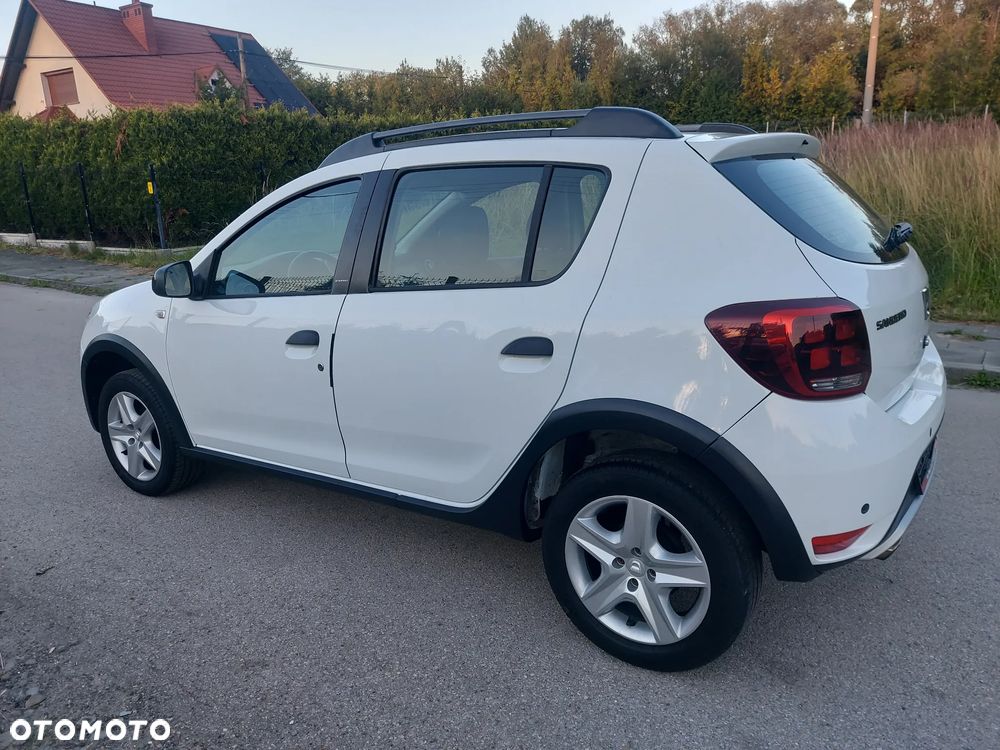 Dacia Sandero Stepway TCe 90 (S&S) Prestige - 4