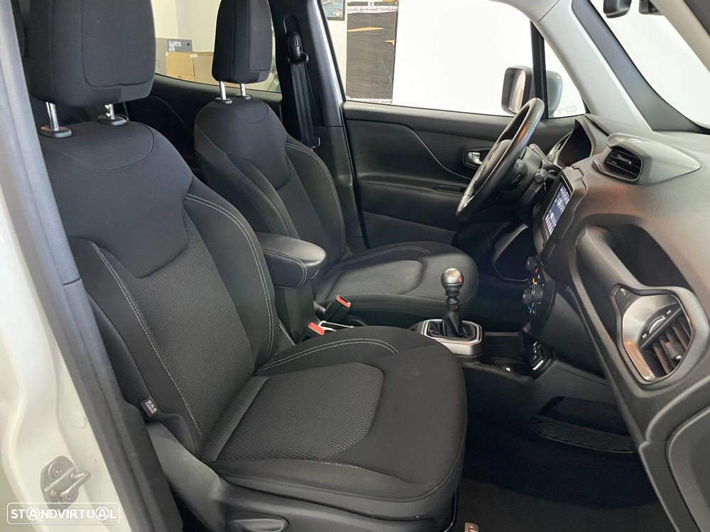 Jeep Renegade 1.0 T Limited - 15