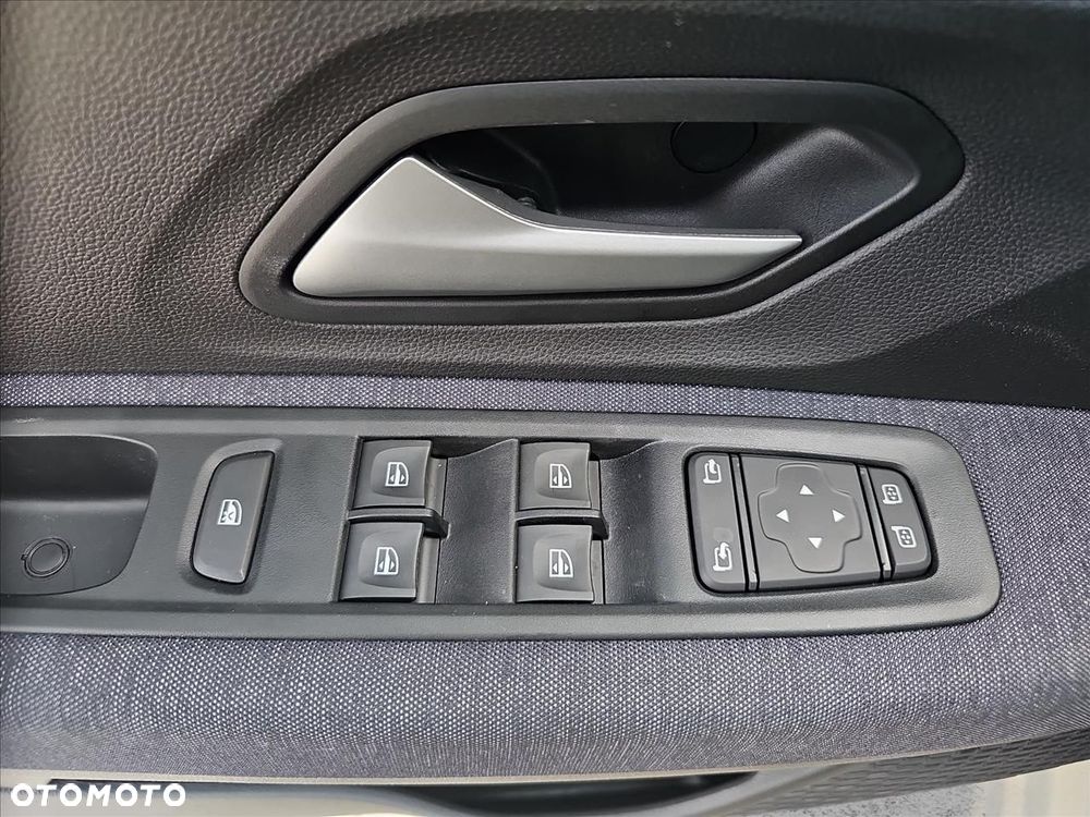 Dacia Sandero - 13