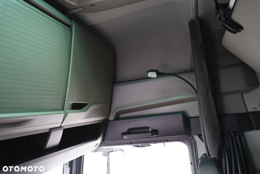 MAN / TGX / 18.470 / E 6 / GX / ACC / MEGA / LOW DECK / RETARDER - 22