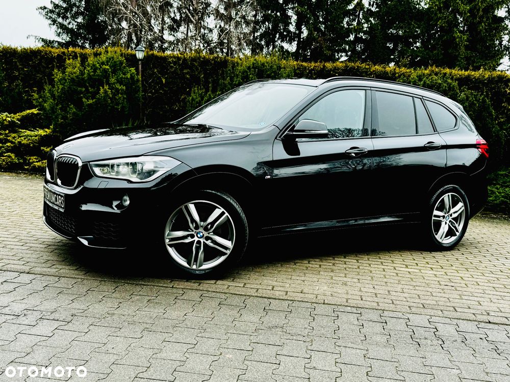 BMW X1 sDrive18d M Sportpaket - 16