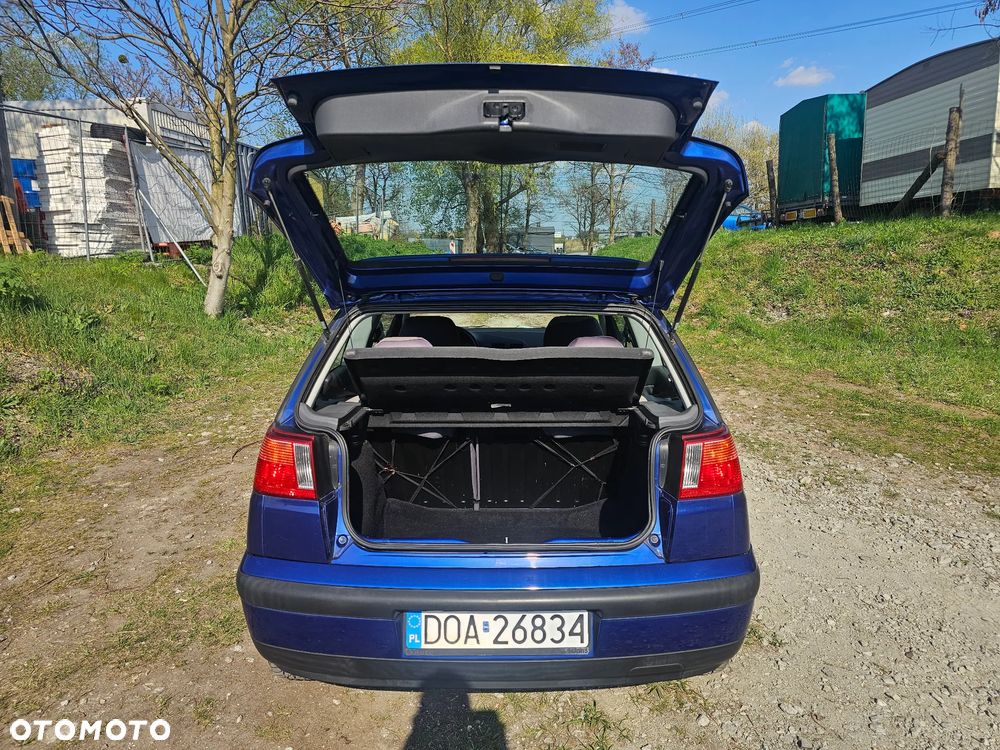 Seat Ibiza 1.4i Select - 9