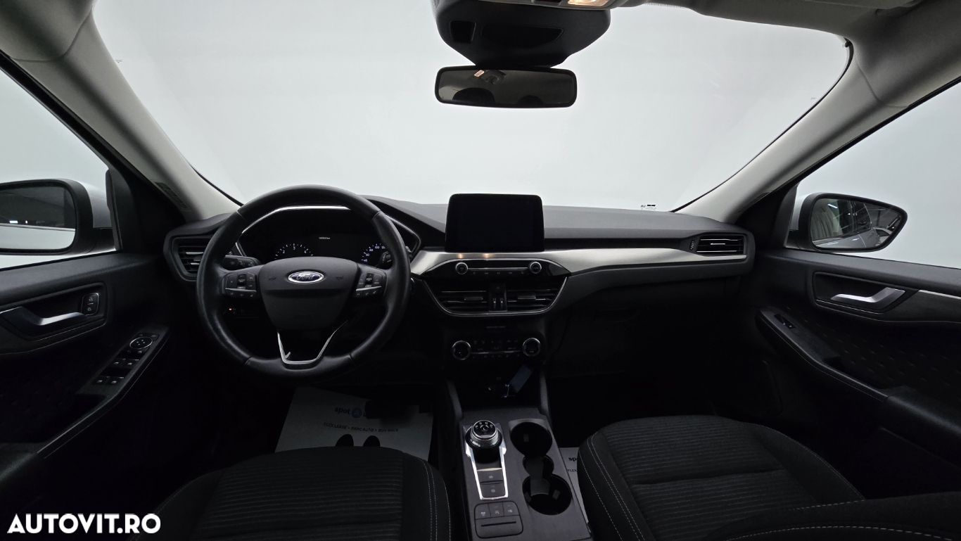 Ford Kuga - 14