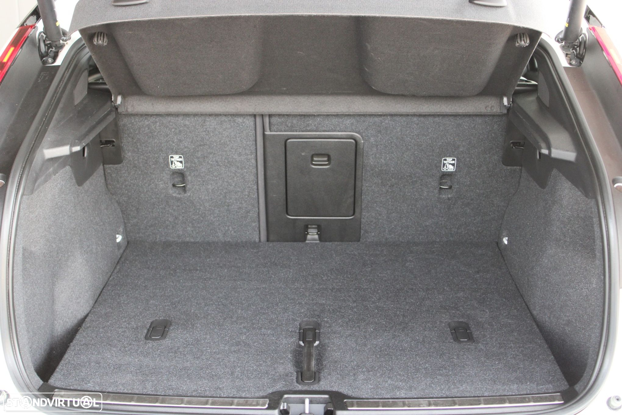 Volvo C40 Recharge Twin First Edition - 14