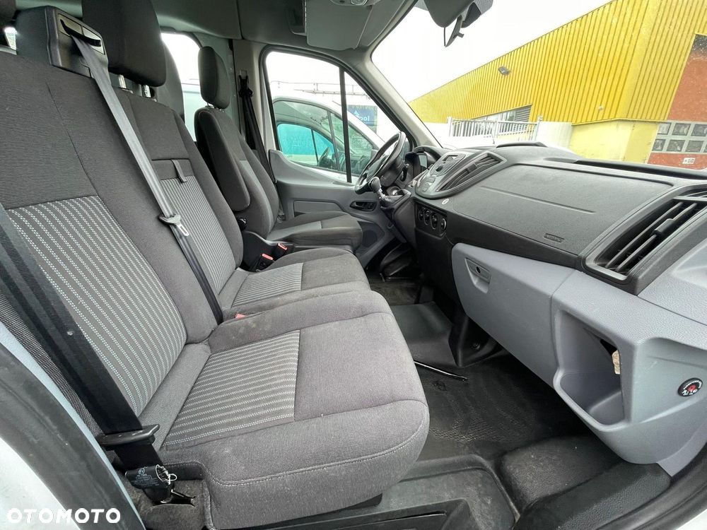 Renault Trafic Nissan NV 300 - 6
