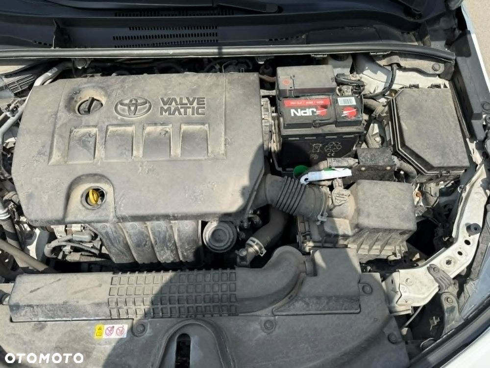 Toyota Corolla 1.6 Comfort - 13