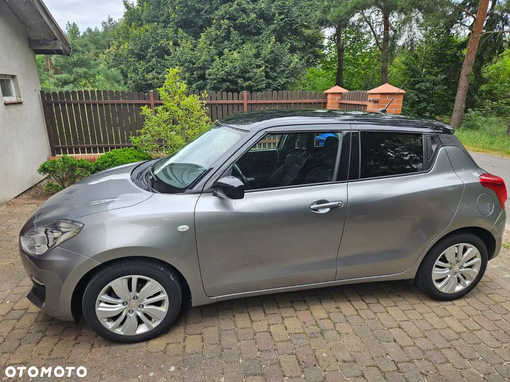 Suzuki Swift 1.2 Premium Plus - 3