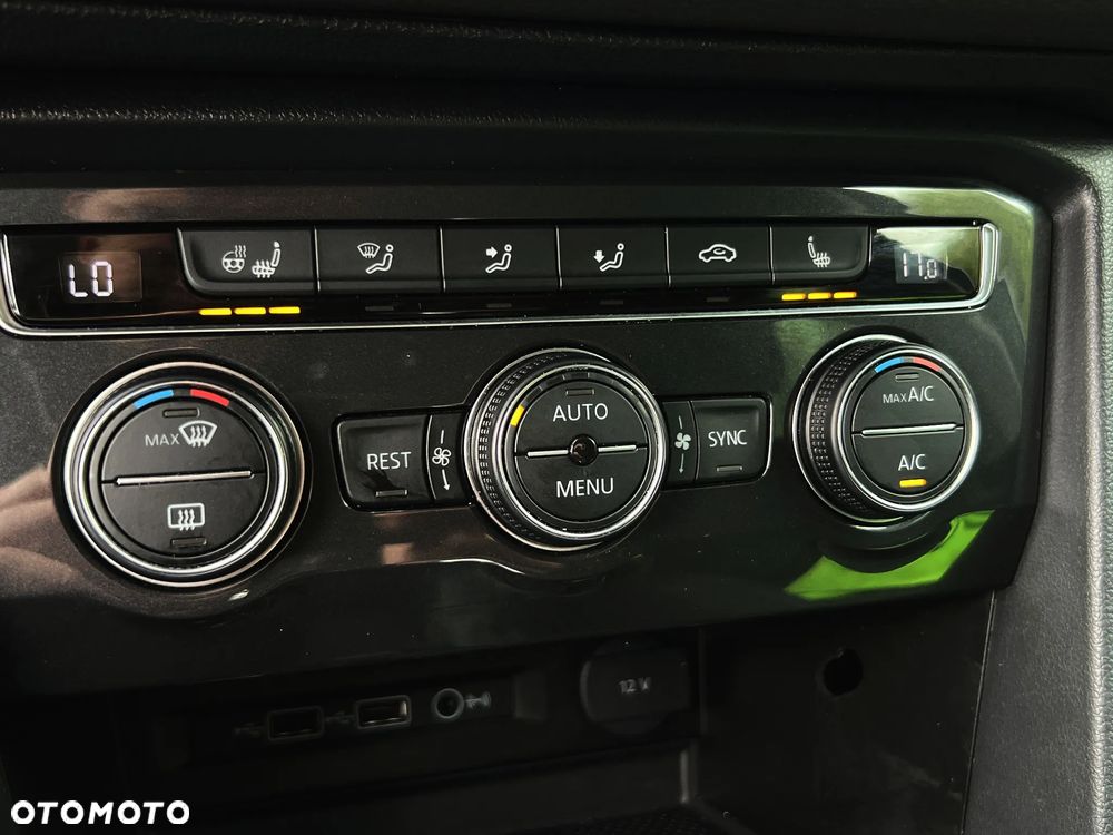 Volkswagen Tiguan 2.0 TDI SCR DSG IQ.DRIVE - 35