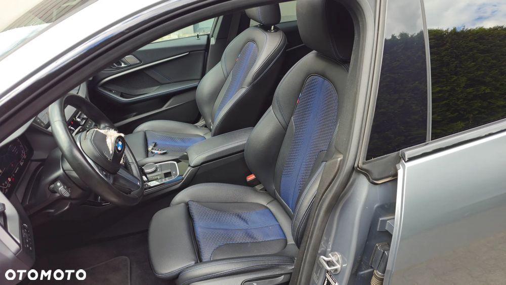 BMW Seria 2 218i - 10