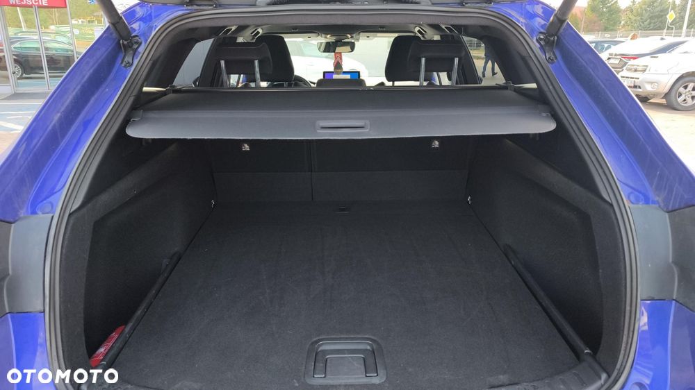 Toyota Corolla 1.8 Hybrid Style - 11