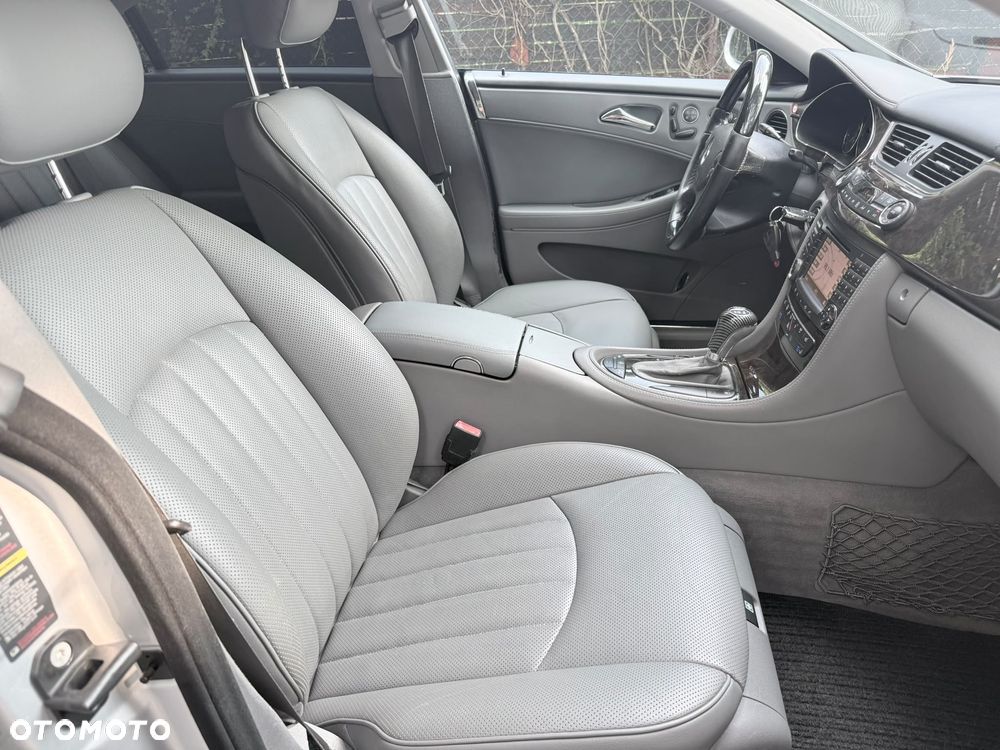 Mercedes-Benz CLS - 13