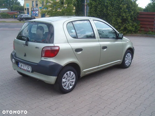 Toyota Yaris - 5