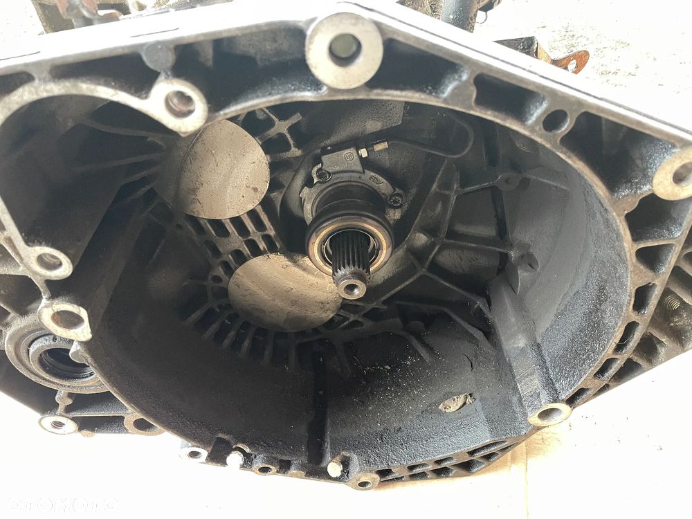 SKRZYNIA BIEGOW OPEL INSIGNIA 2.0 CDTI F40 - 4