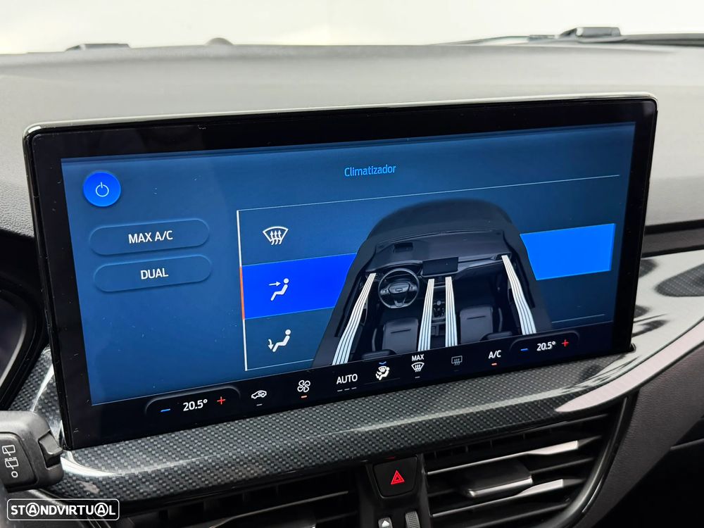 Ford Focus 1.0 EcoBoost MHEV ST-Line - 24