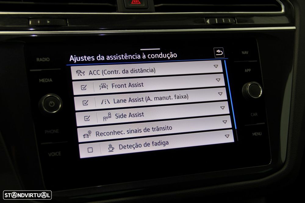 VW Tiguan 2.0 TDI Life DSG - 22