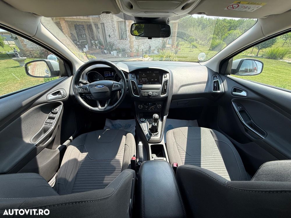 Ford Focus 1.6 TDCI DPF Start-Stopp-System Titanium - 15