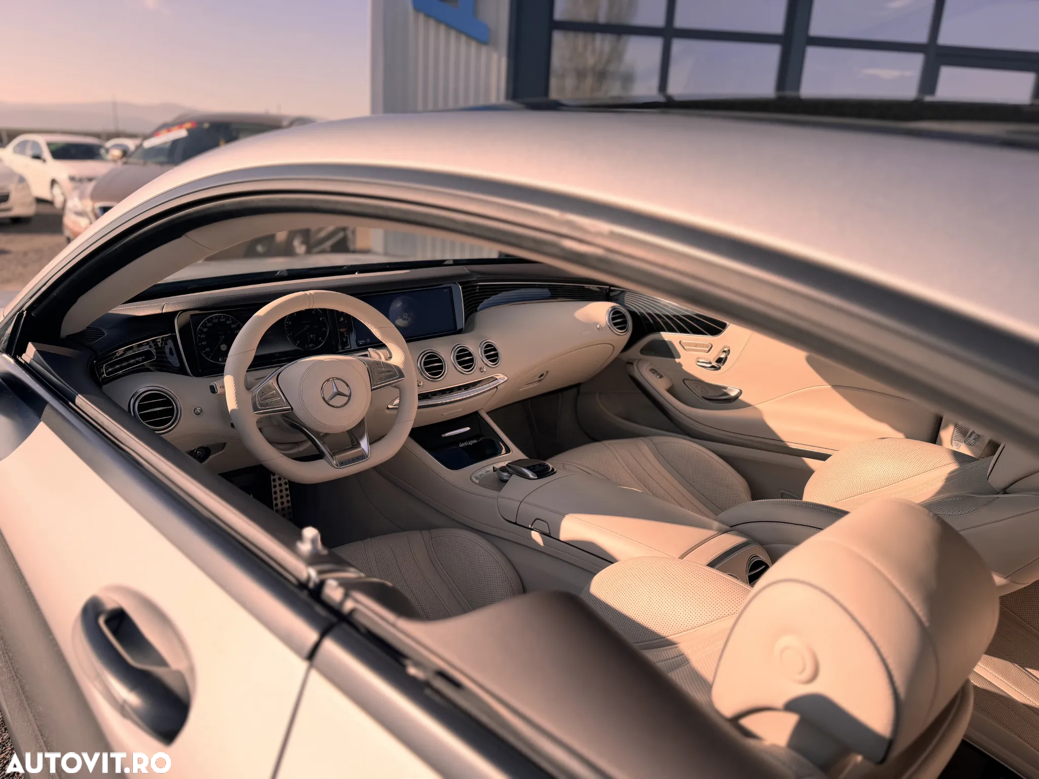 Mercedes-Benz S 500 4MATIC Coupe Aut - 32