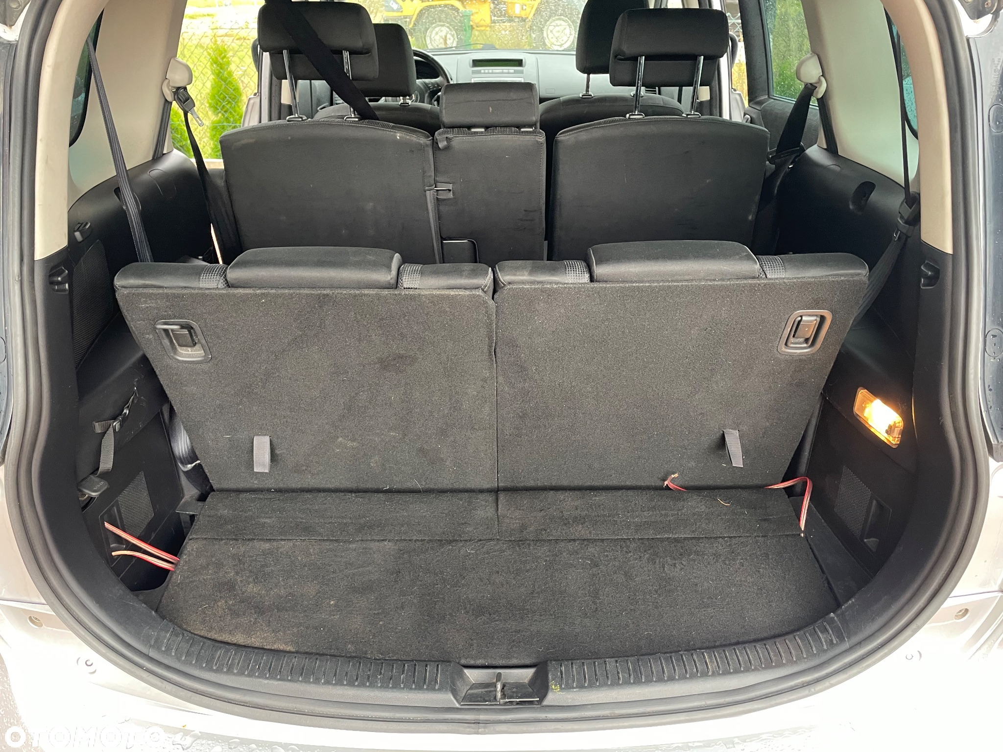 Mazda 5 - 8