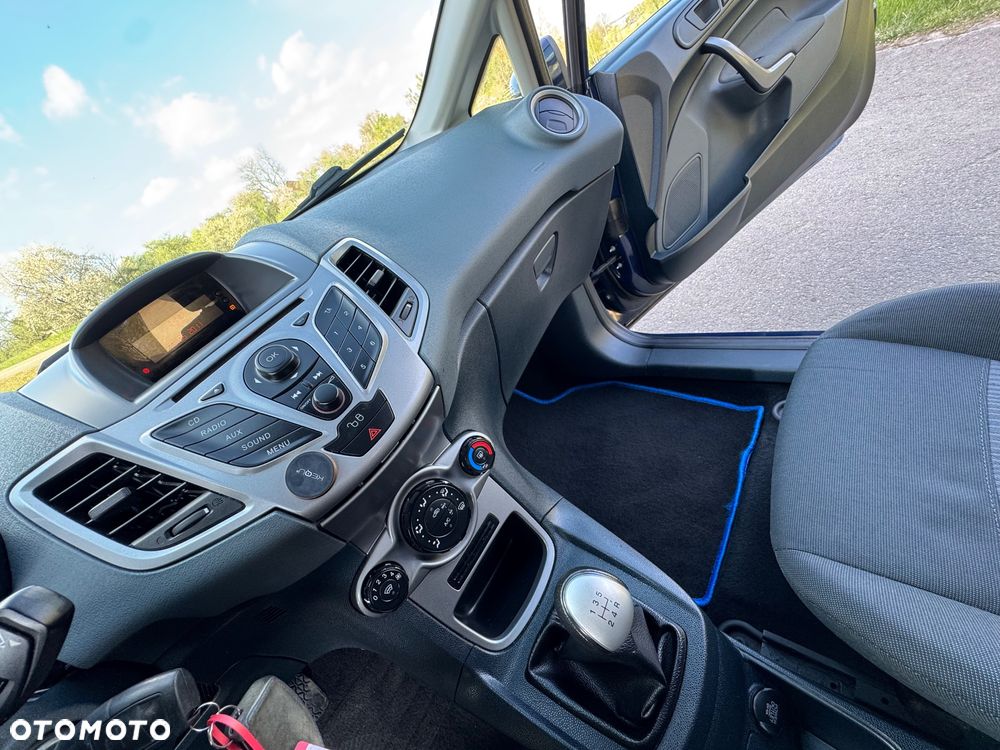 Ford Fiesta - 20