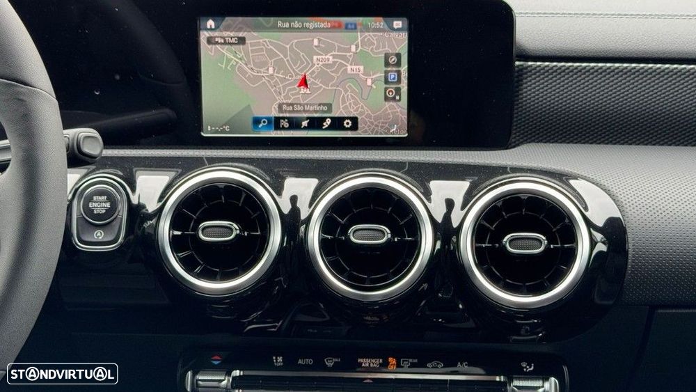 Mercedes-Benz CLA 200 - 12