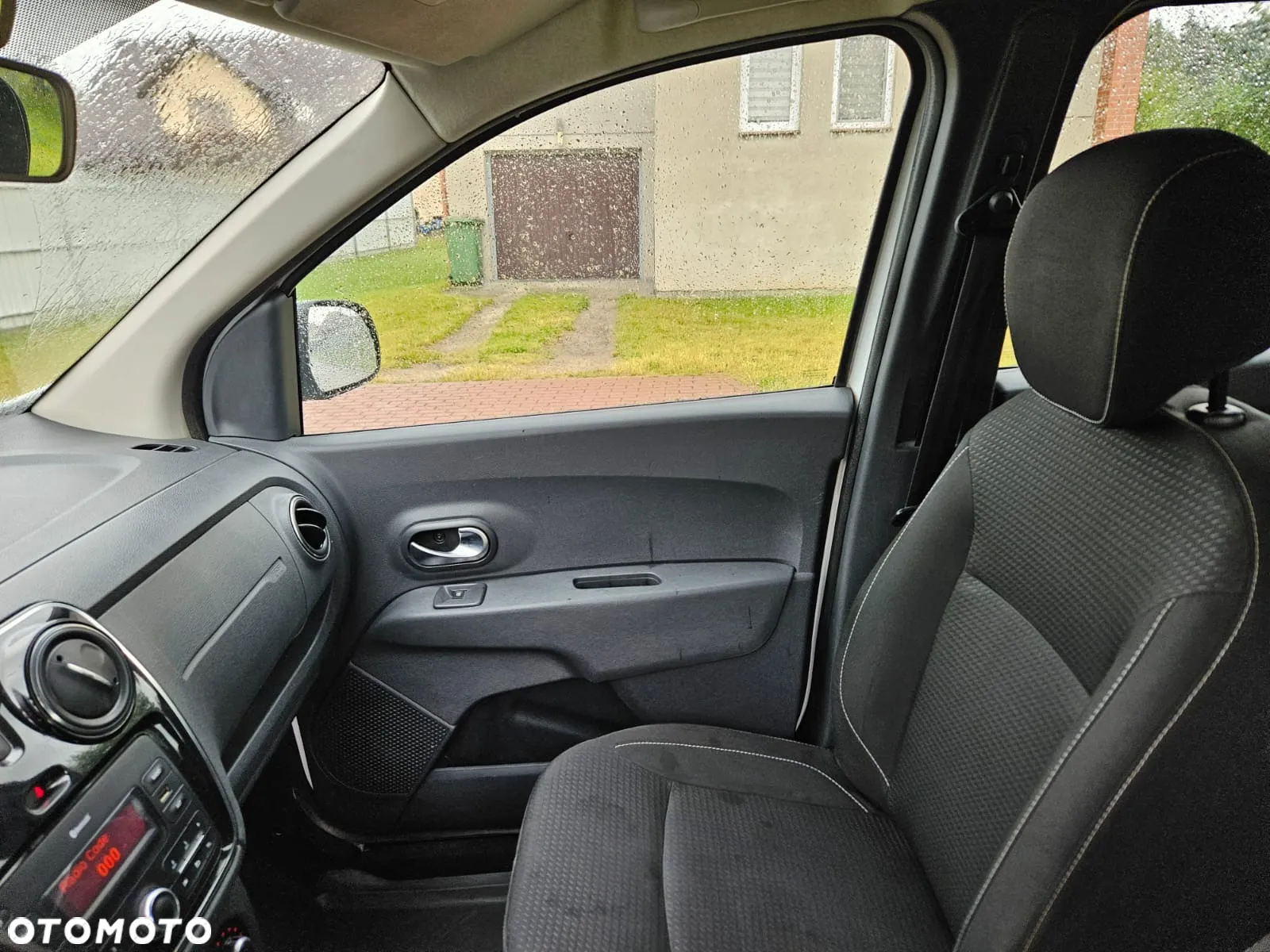 Dacia Lodgy 1.5 dCi Laureate S&S EU6 - 13