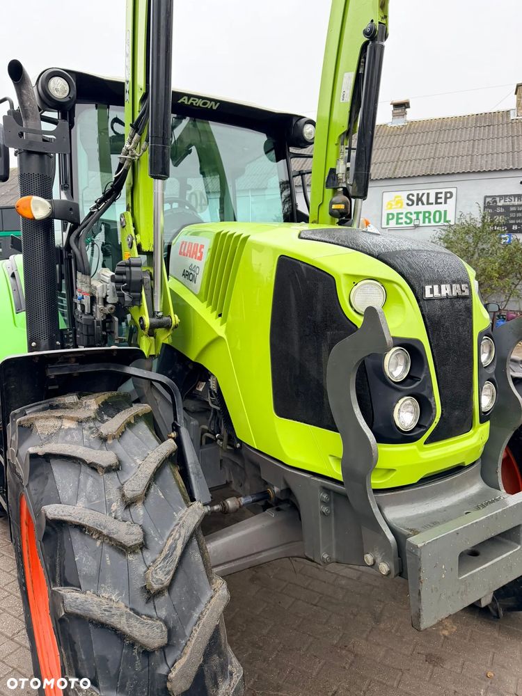 Claas Arion 440 - 11