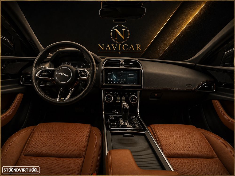 Jaguar XE D180 Aut. R-Dynamic HSE - 4