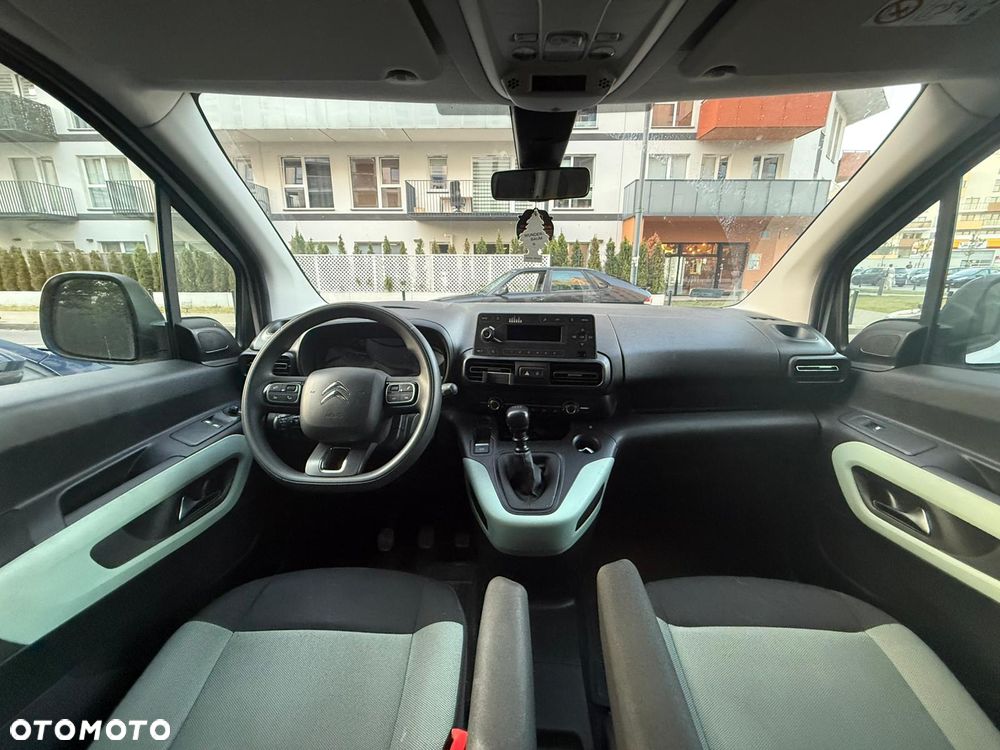 Citroen Berlingo 2022 photo 3