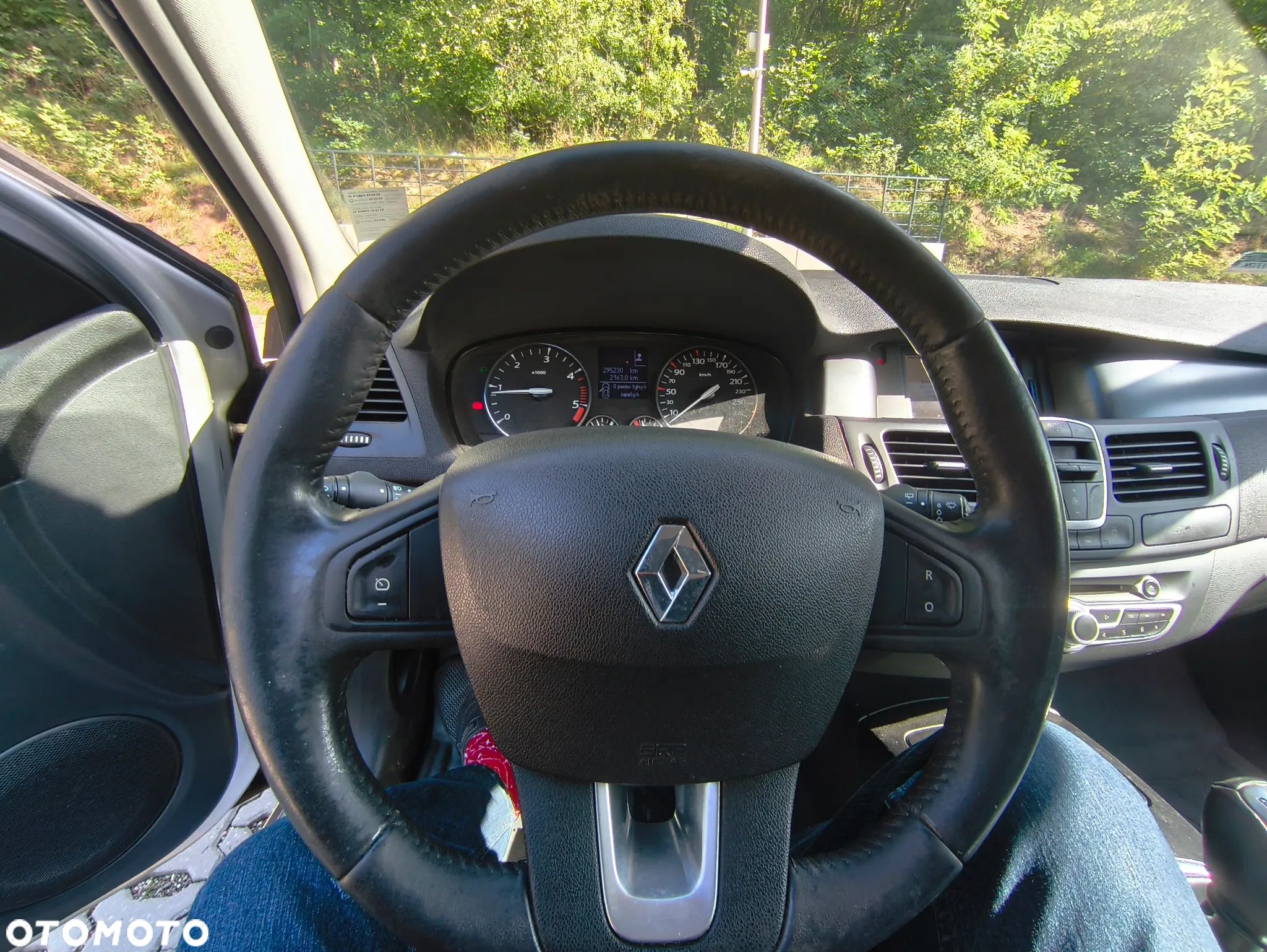 Renault Laguna - 1