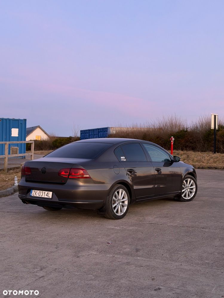 Volkswagen Passat 2.0 TSI Highline DSG - 4
