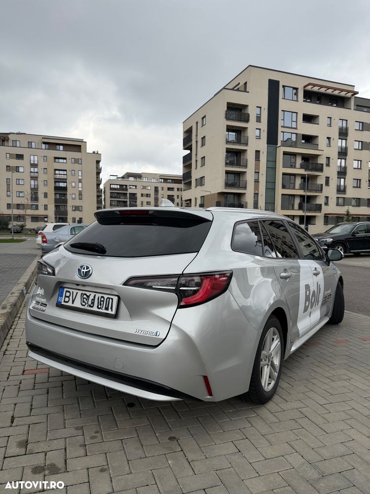 Toyota Corolla 1.8 HSD Business - 3