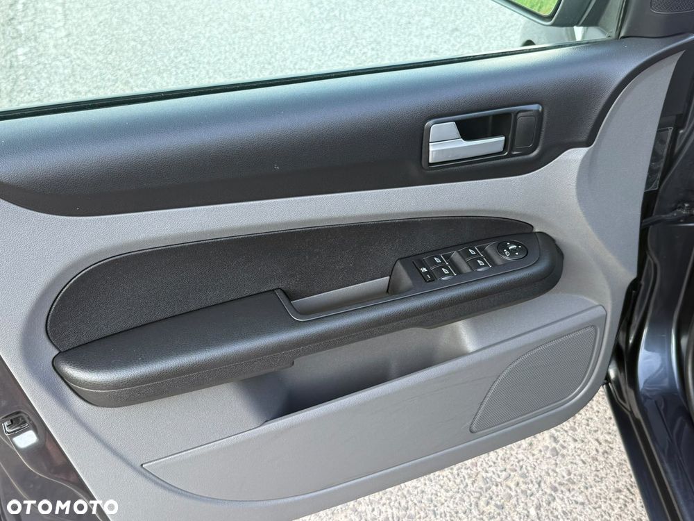 Ford Focus 1.6 16V Concept - 21