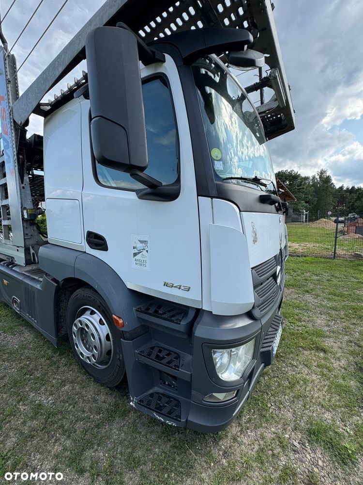 Mercedes-Benz Actros - 3
