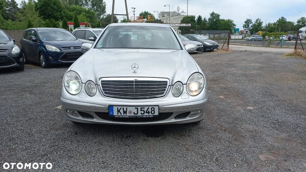 Mercedes-Benz Klasa E 240 4Matic Avantgarde - 2