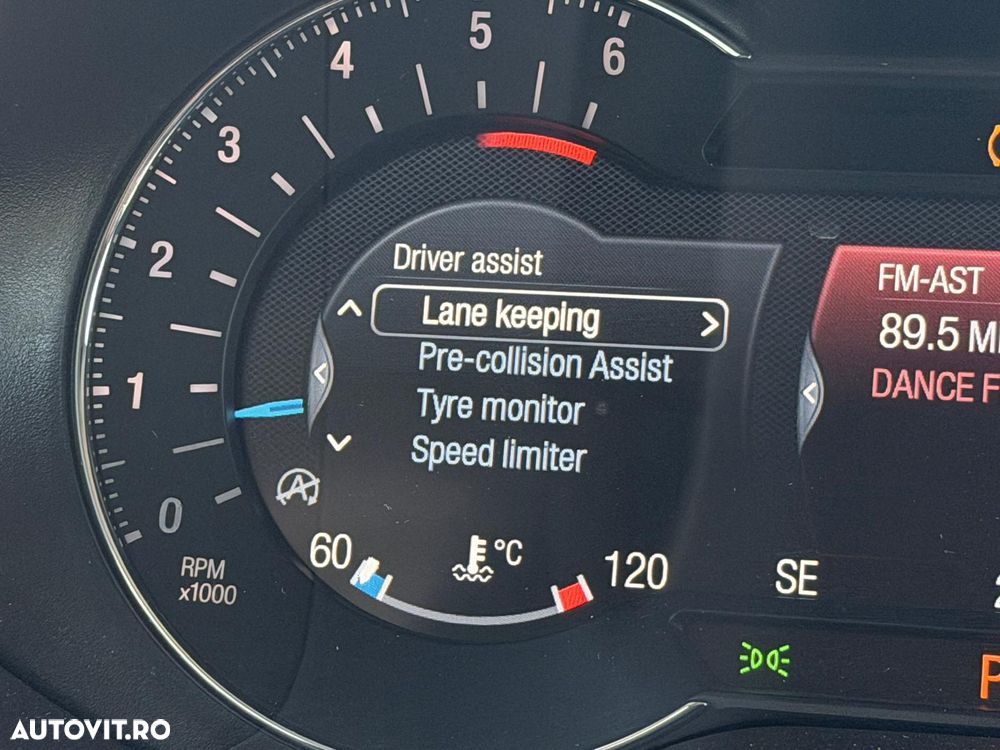 Ford Edge 2.0 TDCi Powershift Titanium - 30