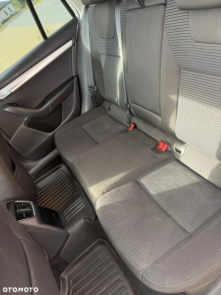 Skoda Octavia 2.0 TDI (Green tec) 4x4 Ambition - 19