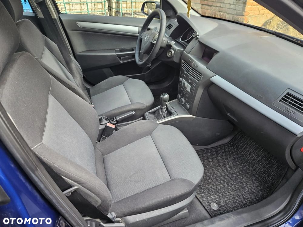 Opel Astra - 17